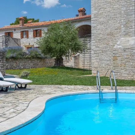 Holiday Home Villa Frapi - Pzn324 * Pazin
