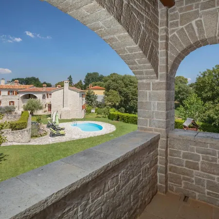 Dom wakacyjny Holiday Home Villa Frapi - Pzn324 Pazin