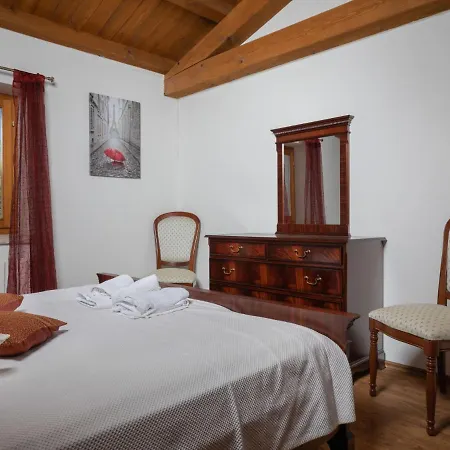 Dom wakacyjny Holiday Home Villa Frapi - Pzn324